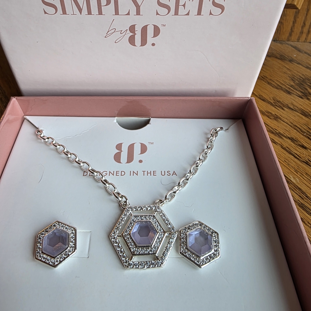Simply Sets Silver and Purple Necklace Set
